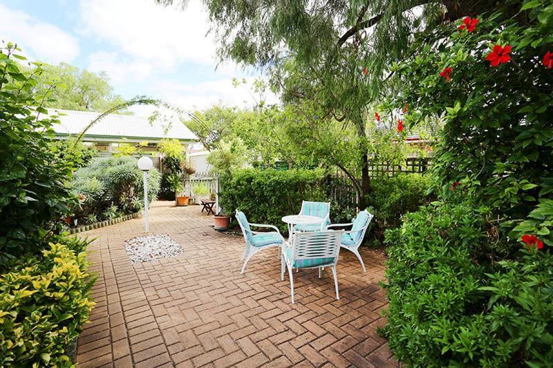 Jacaranda Guest House Busselton Εξωτερικό φωτογραφία